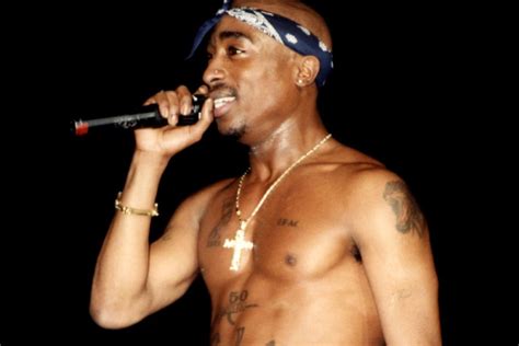 In 1984, his family moved to baltimore, maryland where he became good friends with jada pinkett. ¡Un nuevo documental asegura que Tupac sigue vivo ...