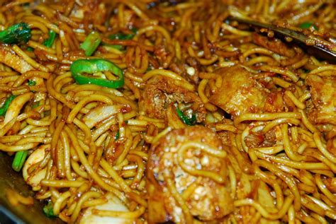 Mee kuning, ada banyak resepi yang boleh dimasak bersama dengan mee kuning. Set Mee Goreng Ayam - Growseri