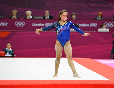 Campionessa del mondo di ginnastica artistica e atleta olimpionica. Vanessa Ferrari - Alchetron, The Free Social Encyclopedia