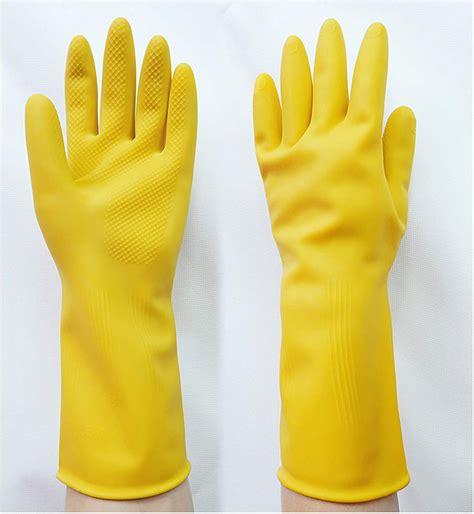 Cleaning safety gloves